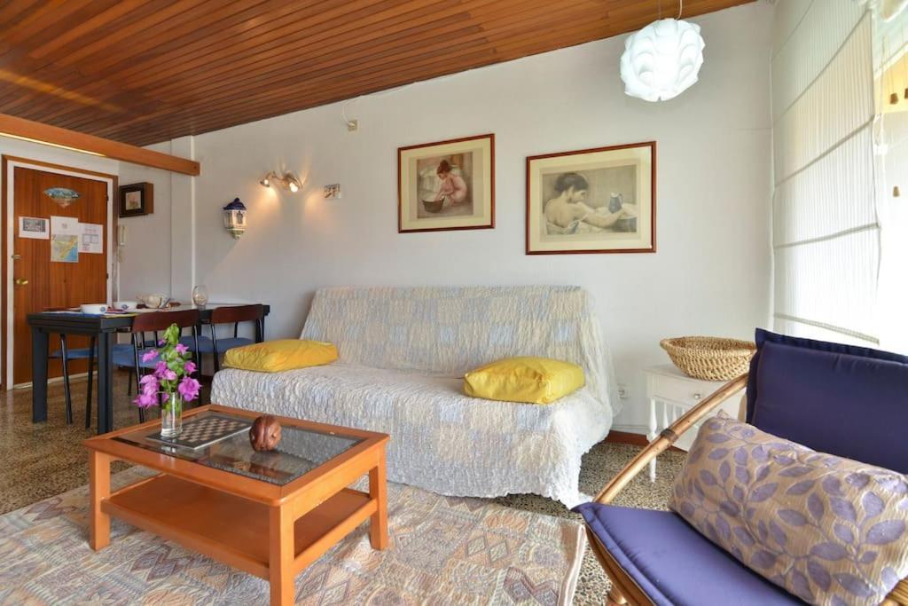 Oasis Near Barcelona Pool Tennis Appartement *